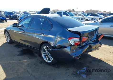 2016 BMW 328I xDrive z USA, uszkodzony, nr VIN WBA8E3C57GK502495